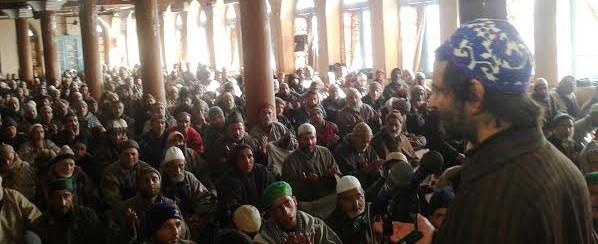 Malik addresses people at Dargah